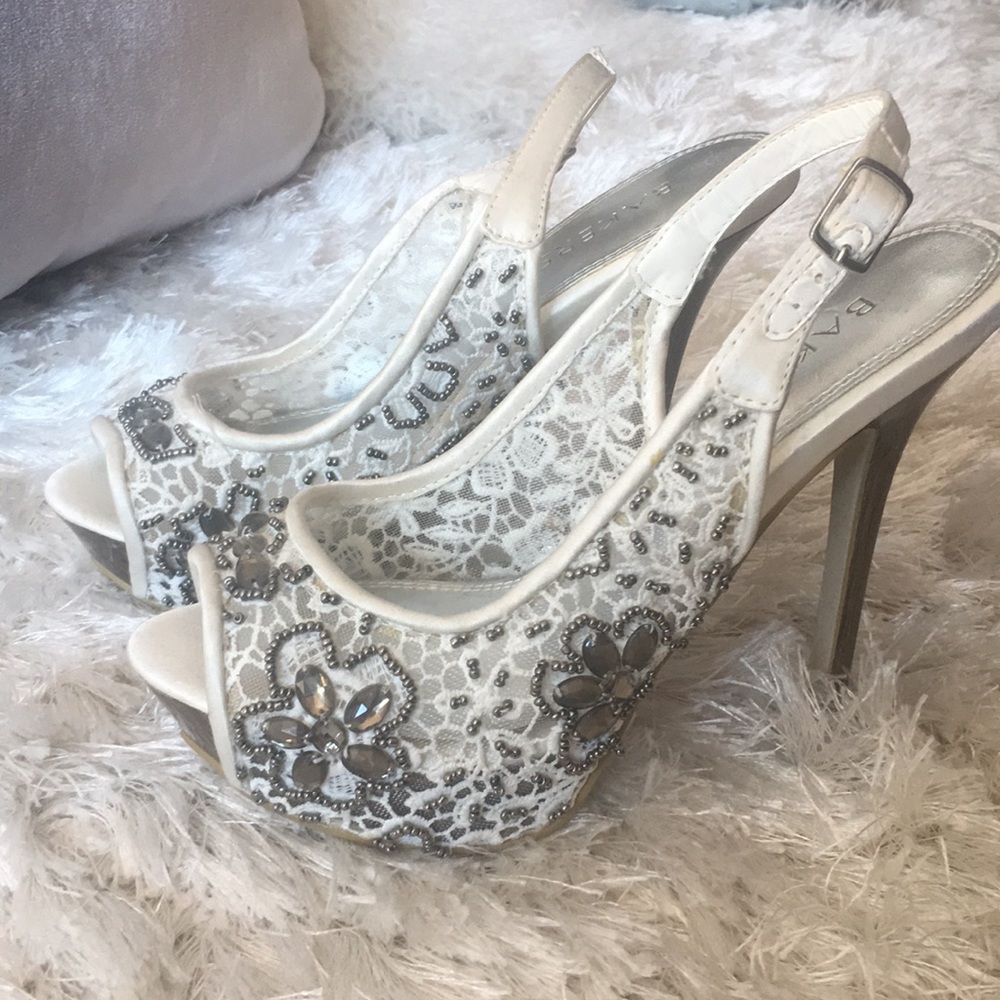 Bakers size 6 heels